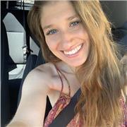 Estudiante de Ingeniería Biomédica en la Facultad de medicina en Valladolid. Soy monitora en un grupo Scout y tengo experiencia dando clases de matemáticas